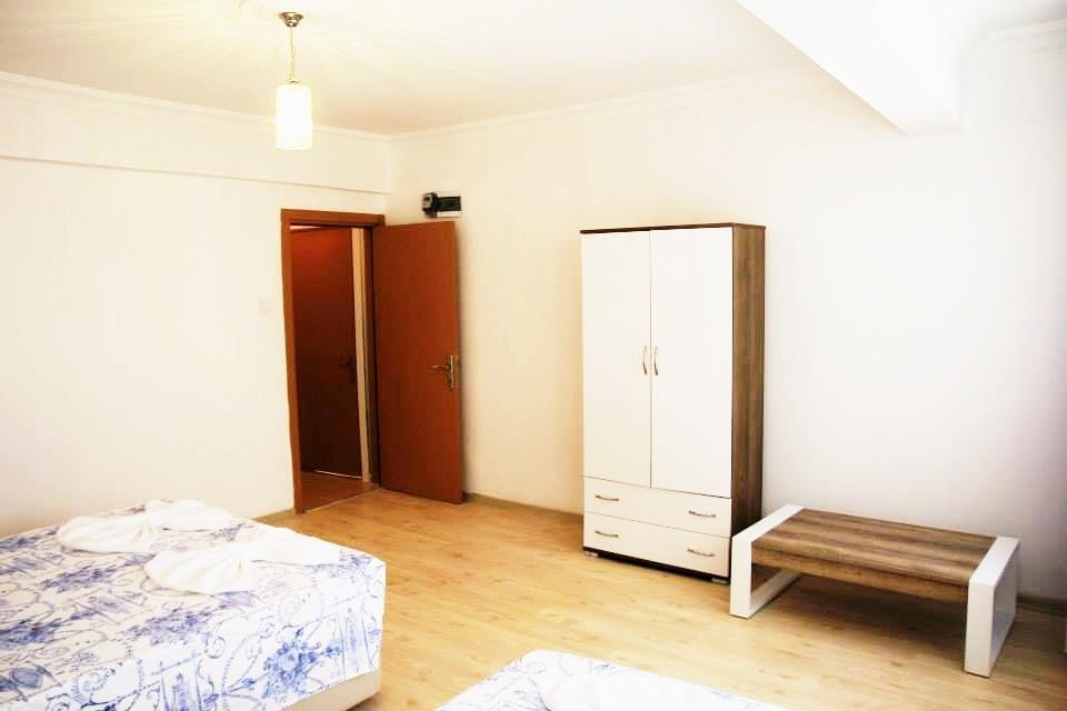 Mavi Butik Apart Çeşme Camera foto