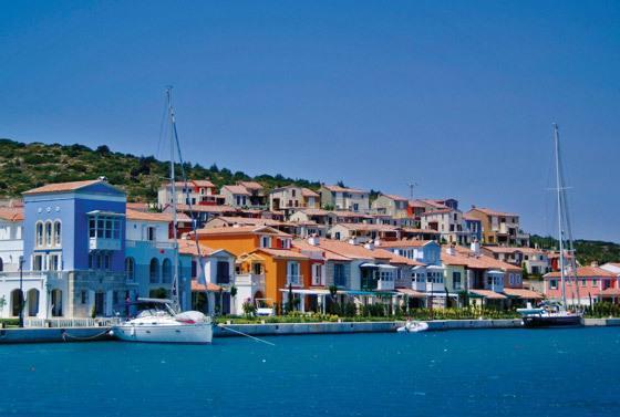Mavi Butik Apart Çeşme Camera foto