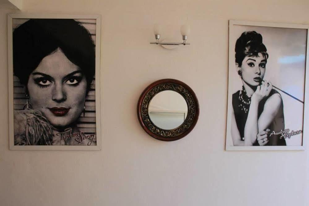 Mavi Butik Apart Çeşme Esterno foto